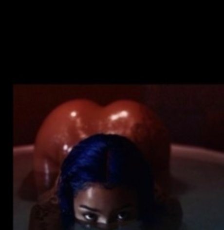 Foto desnuda filtrada de OnlyFans de Azariyah