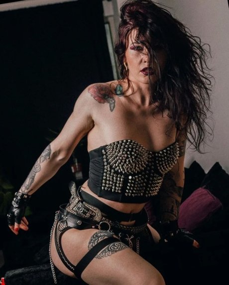 Bella Blak