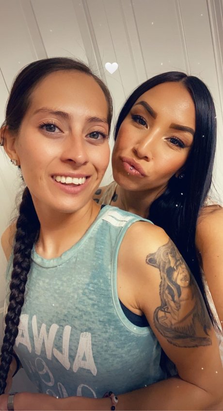 Sharee Ampamp Izzy