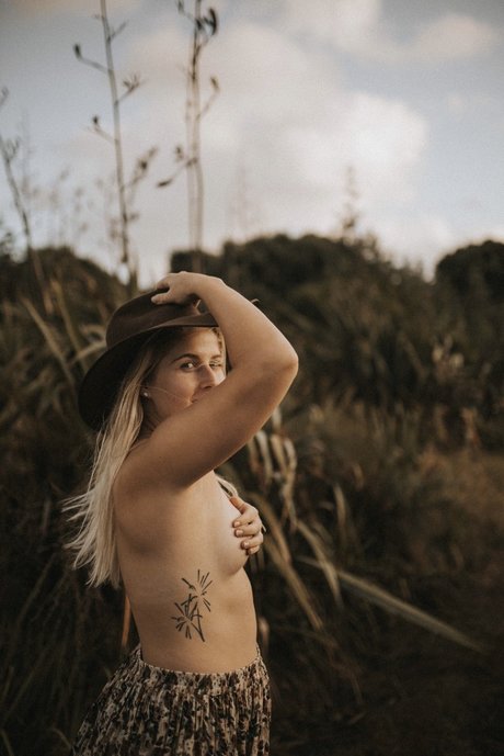 Foto desnuda filtrada de OnlyFans de Poison Ivy 