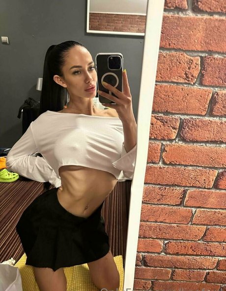 Foto desnuda filtrada de OnlyFans de Linaford