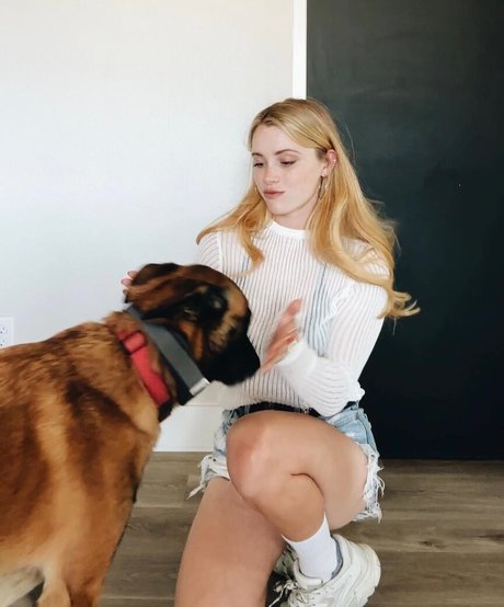 Violet Brinson
