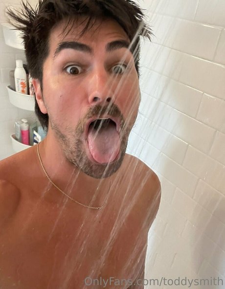 Foto desnuda filtrada de OnlyFans de Toddysmith