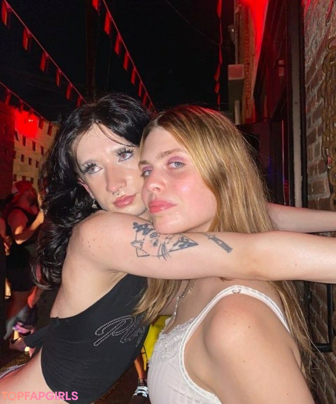 Foto desnuda filtrada de OnlyFans de Cherry Darling #67 Foto desnuda filtrada de OnlyFans de Cherry Darling #67