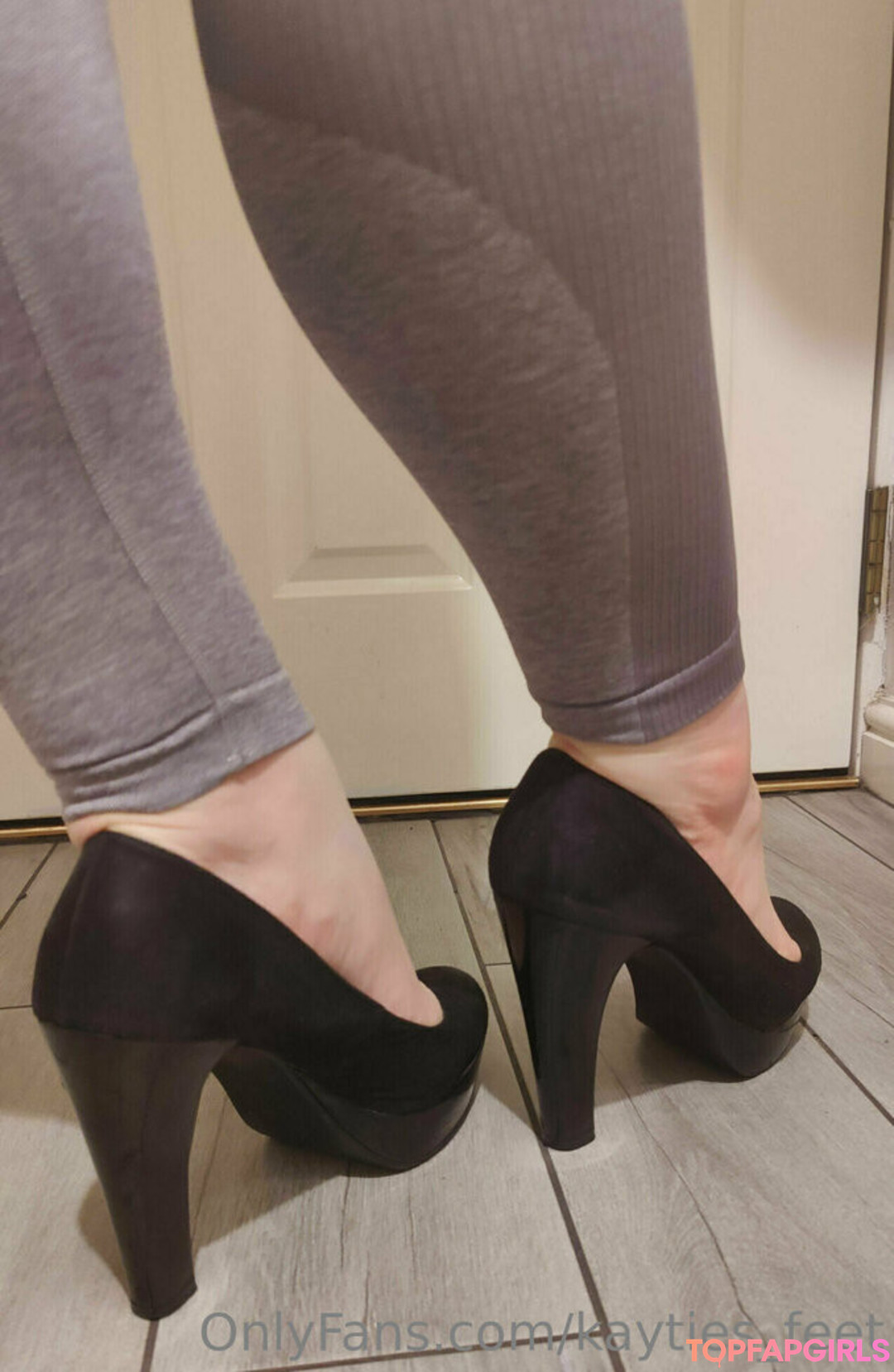 Foto desnuda filtrada de OnlyFans de Kaytiesfeet #114 Foto desnuda filtrada de OnlyFans de Kaytiesfeet #114