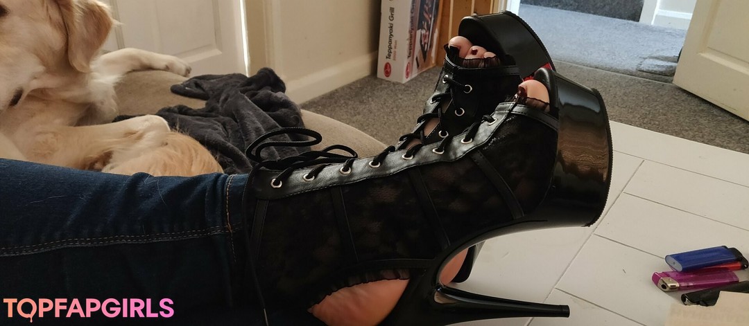 Foto desnuda filtrada de OnlyFans de Kaytiesfeet #47 Foto desnuda filtrada de OnlyFans de Kaytiesfeet #47