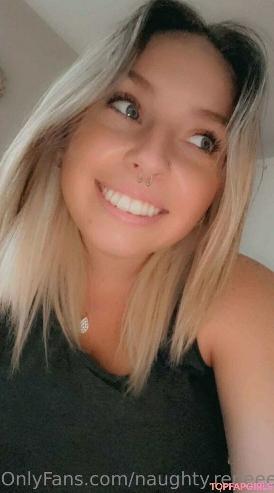 Foto desnuda filtrada de OnlyFans de Naughtyreneee #24 Foto desnuda filtrada de OnlyFans de Naughtyreneee #24