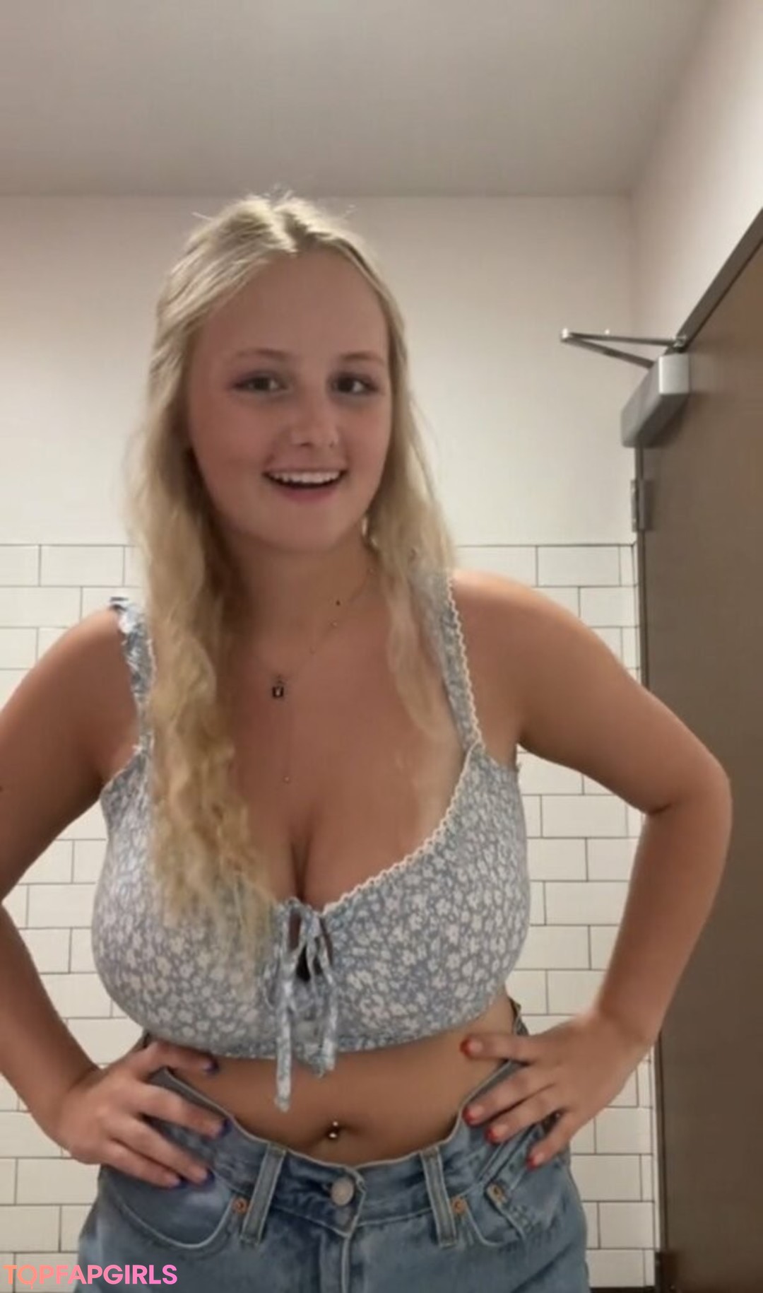 Foto desnuda filtrada de OnlyFans de Anya Marie #100 Foto desnuda filtrada de OnlyFans de Anya Marie #100