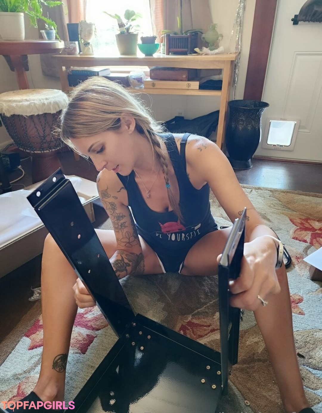 Foto desnuda filtrada de OnlyFans de Lydialuxyfree #102 Foto desnuda filtrada de OnlyFans de Lydialuxyfree #102