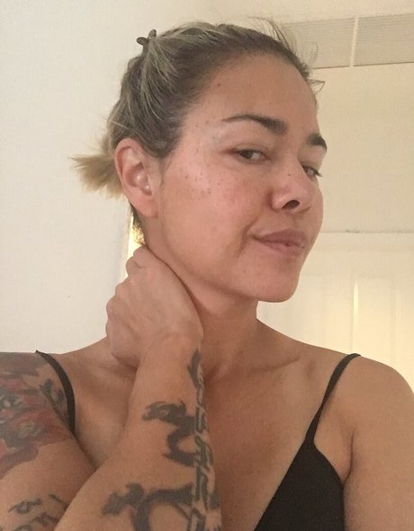 Foto desnuda filtrada de OnlyFans de Thedanavespoli