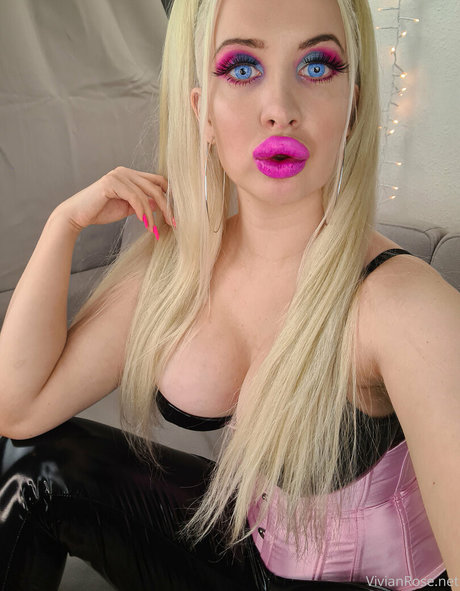 Vivianrosefree