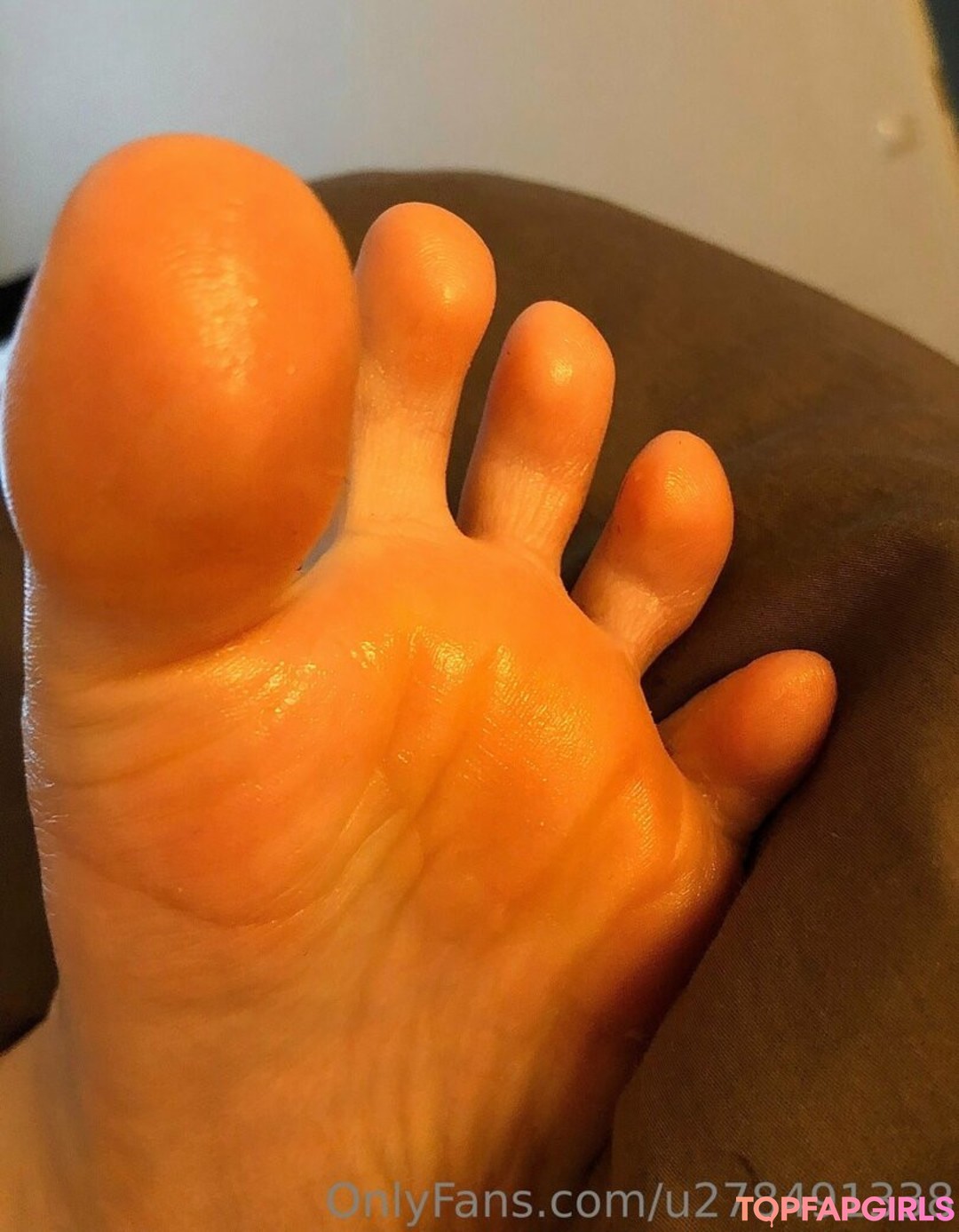 Foto desnuda filtrada de OnlyFans de Officialfeetforfun #18 Foto desnuda filtrada de OnlyFans de Officialfeetforfun #18