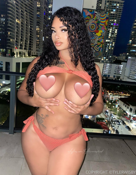Foto desnuda filtrada de OnlyFans de Tylerwisby