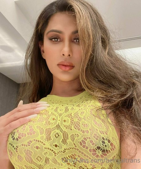 Foto desnuda filtrada de OnlyFans de Transheaven