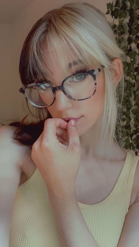 Nakedella