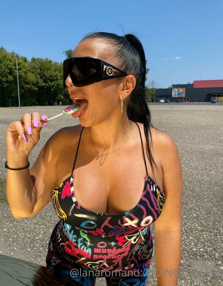 Foto desnuda filtrada de OnlyFans de Lanaromano