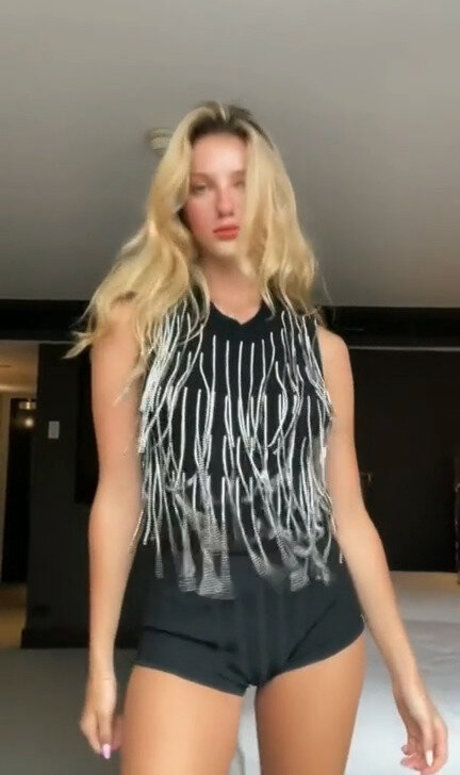 Foto desnuda filtrada de OnlyFans de Jemima Robinson