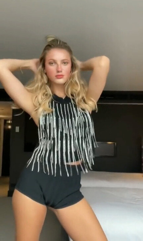 Foto desnuda filtrada de OnlyFans de Jemima Robinson