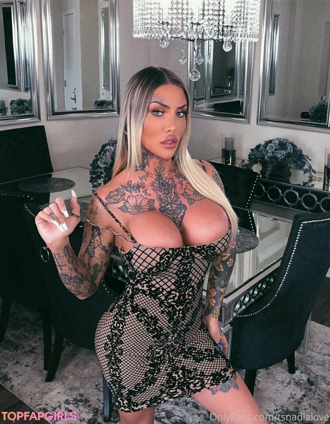 Foto desnuda filtrada de OnlyFans de Tsnadialove #21 Foto desnuda filtrada de OnlyFans de Tsnadialove #21