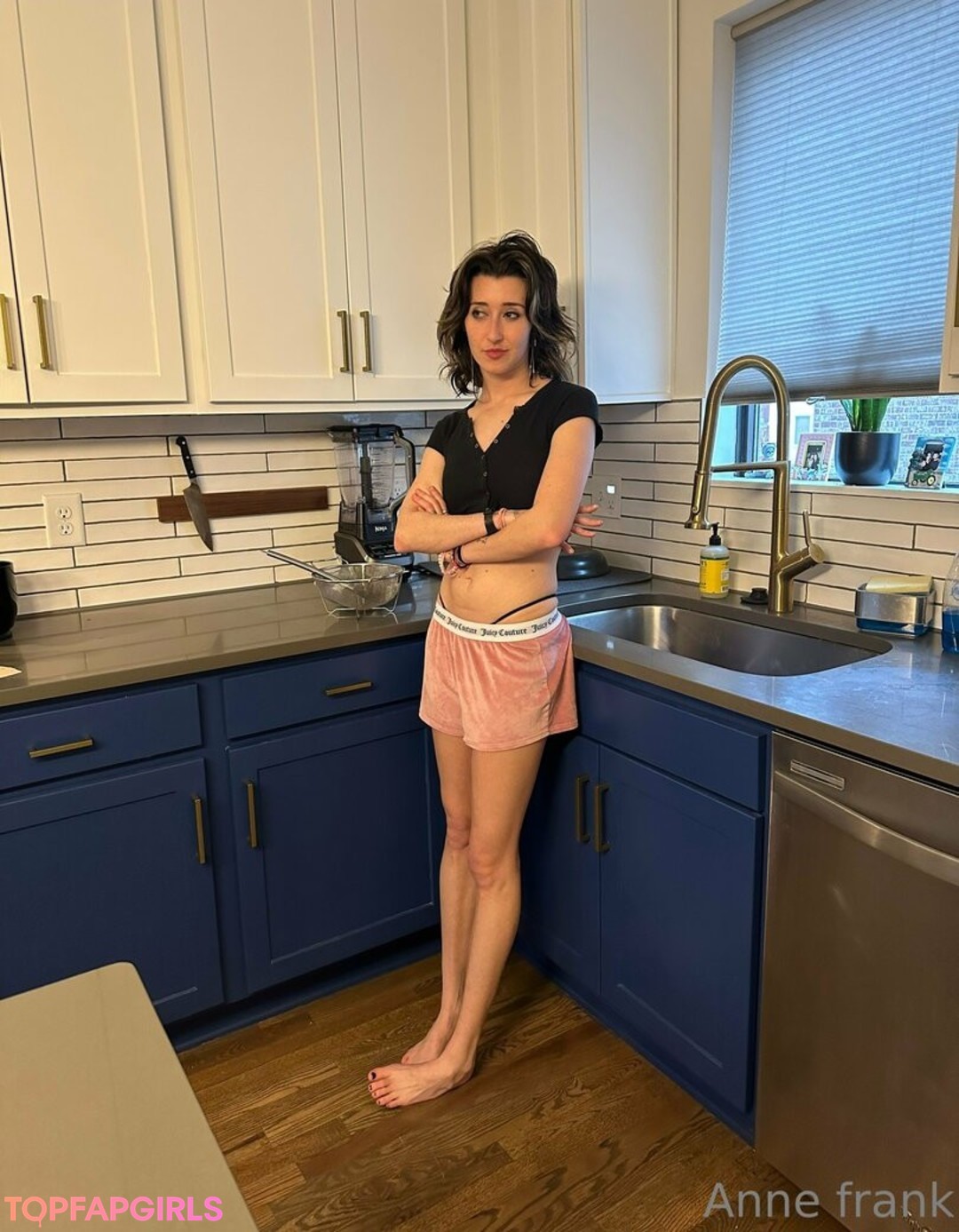 Foto desnuda filtrada de OnlyFans de Lilann3frank #53 Foto desnuda filtrada de OnlyFans de Lilann3frank #53