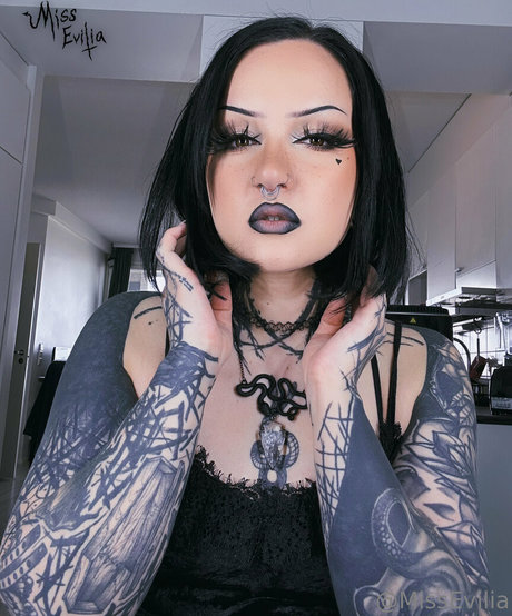 Misseviliafree