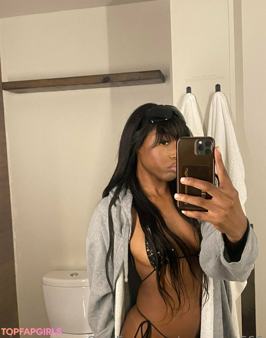 Foto desnuda filtrada de OnlyFans de Meruhart666 #62 Foto desnuda filtrada de OnlyFans de Meruhart666 #62
