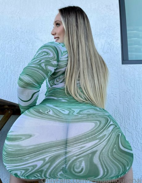 Foto desnuda filtrada de OnlyFans de Femdomqueenaj