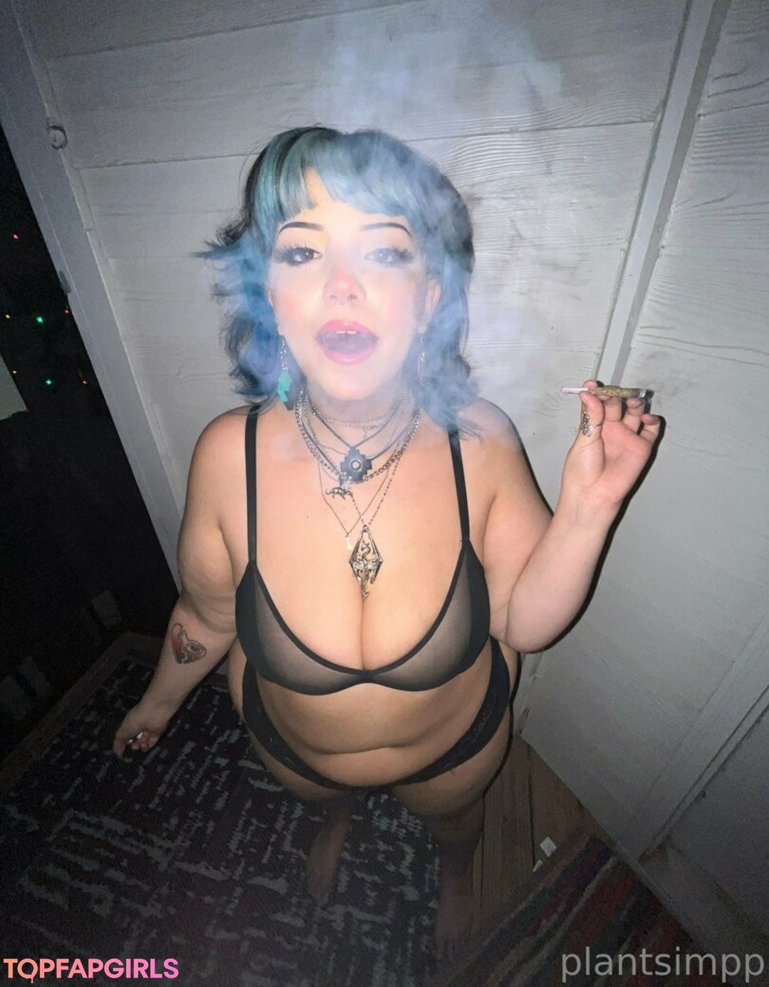 Foto desnuda filtrada de OnlyFans de Plantsimpp #54 Foto desnuda filtrada de OnlyFans de Plantsimpp #54