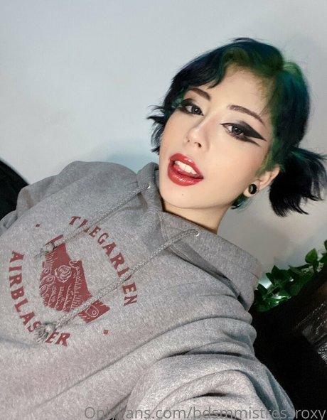 Bdsmmistressroxy