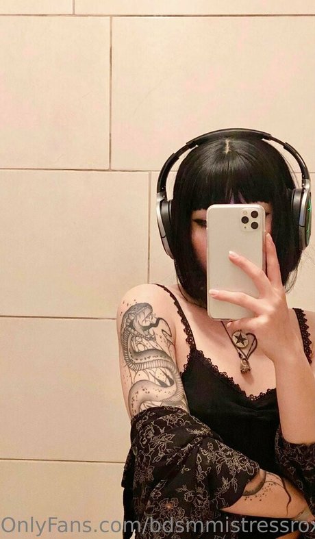 Foto desnuda filtrada de OnlyFans de Bdsmmistressroxy