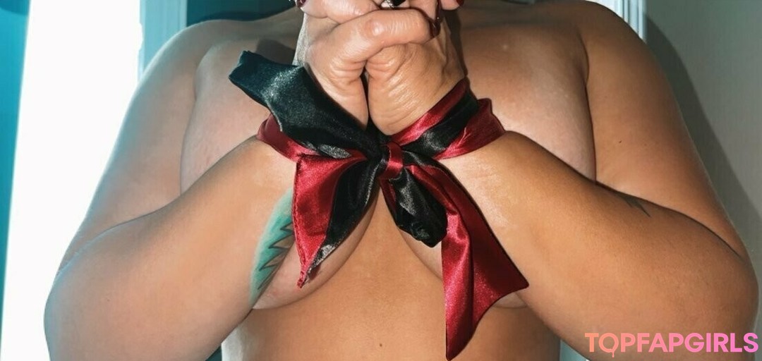 Foto desnuda filtrada de OnlyFans de Lovelyladymaee #105 Foto desnuda filtrada de OnlyFans de Lovelyladymaee #105