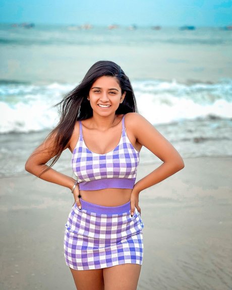 Foto desnuda filtrada de OnlyFans de Suhana Khan