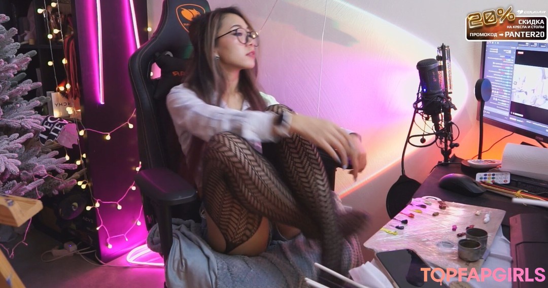 Foto desnuda filtrada de OnlyFans de Panterochka #183 Foto desnuda filtrada de OnlyFans de Panterochka #183