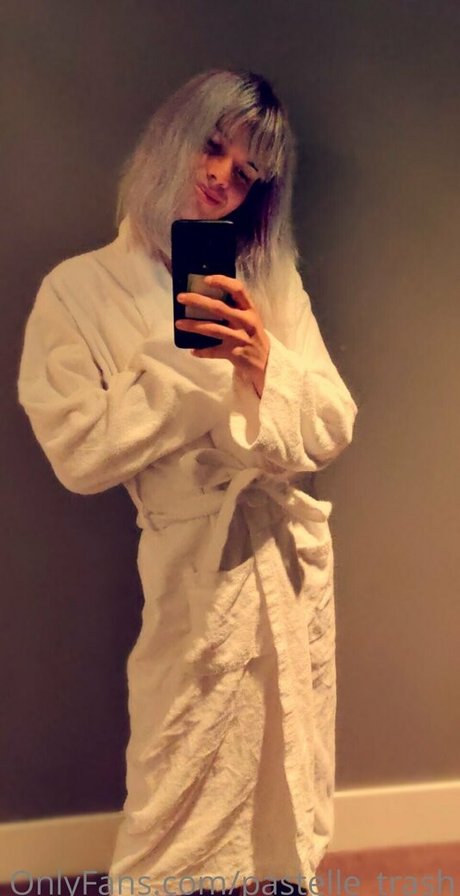 Foto desnuda filtrada de OnlyFans de Pastelletrash