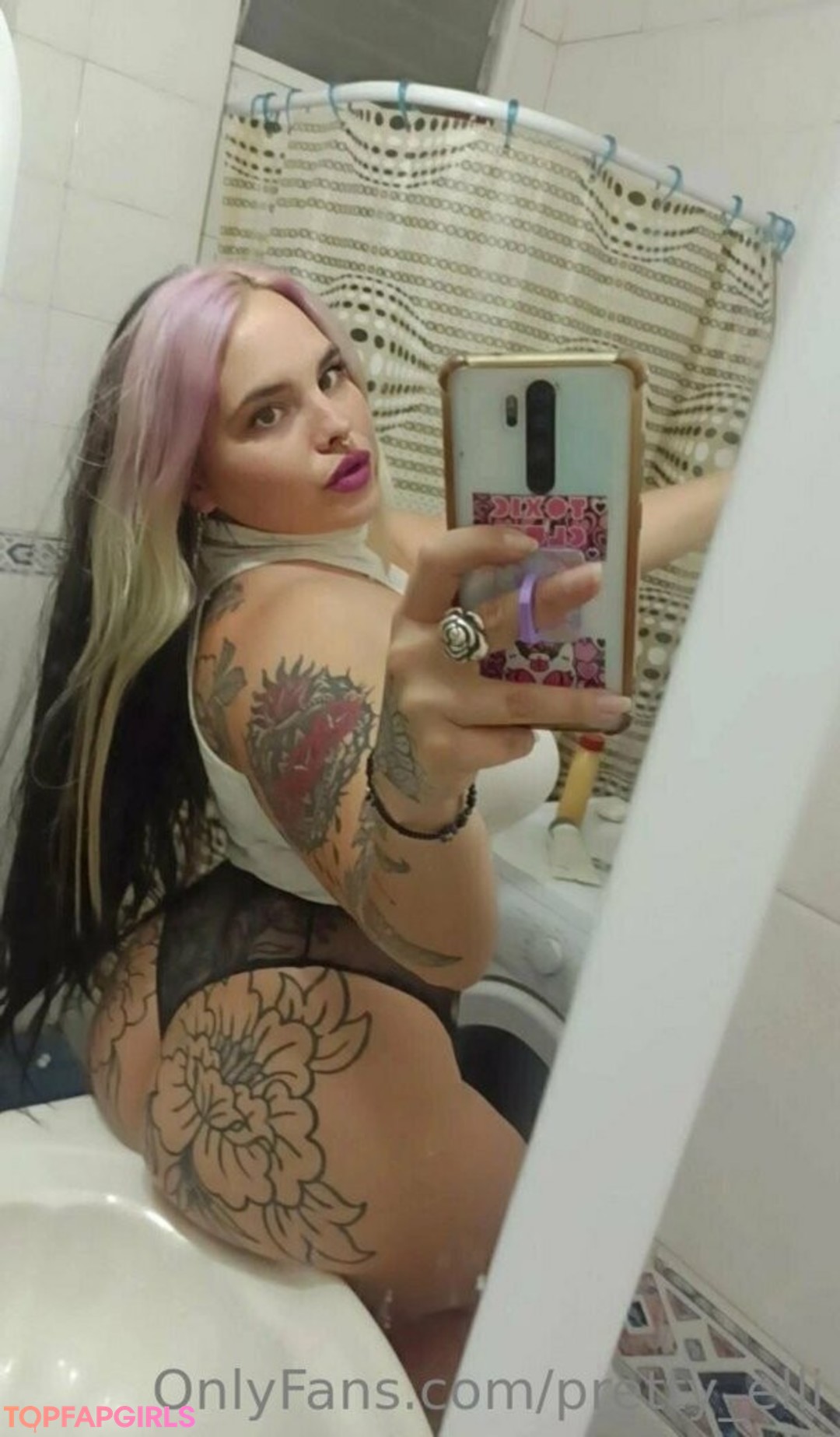 Foto desnuda filtrada de OnlyFans de Prettyelli #90 Foto desnuda filtrada de OnlyFans de Prettyelli #90