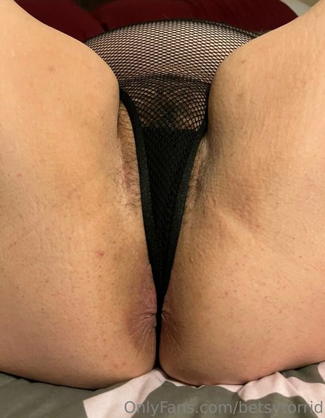 Foto desnuda filtrada de OnlyFans de Betsytorrid