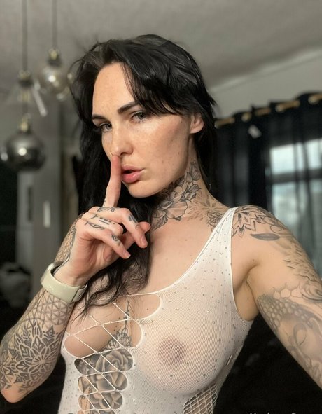 Foto desnuda filtrada de OnlyFans de Carmendivinefree