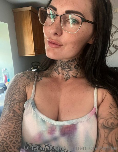 Carmen_divinefree