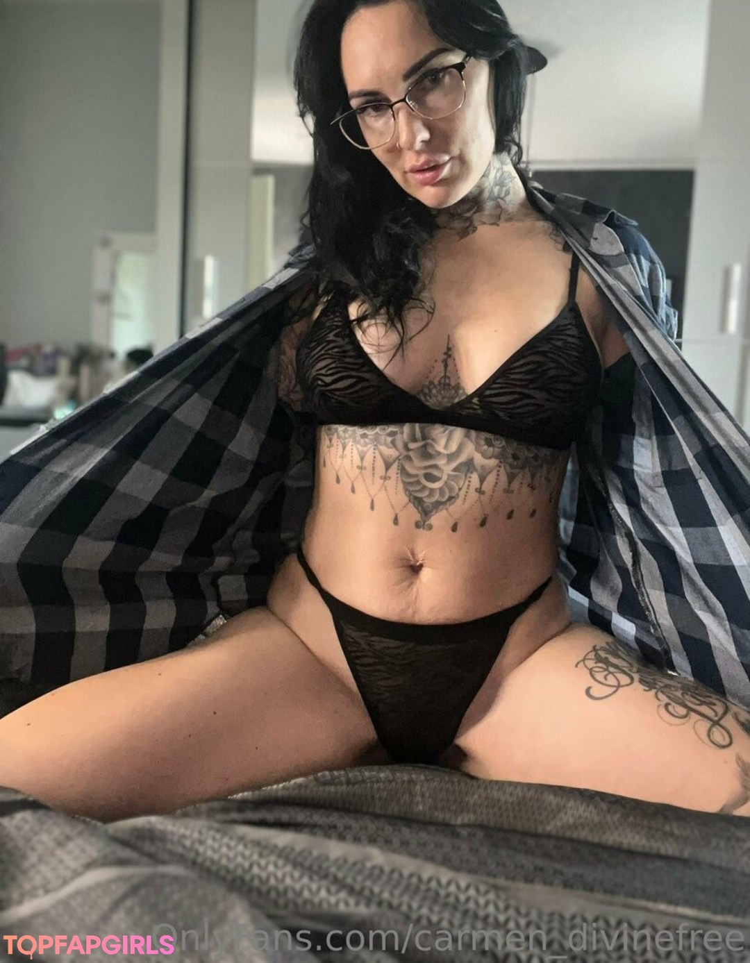 Foto desnuda filtrada de OnlyFans de Carmendivinefree #378 Foto desnuda filtrada de OnlyFans de Carmendivinefree #378