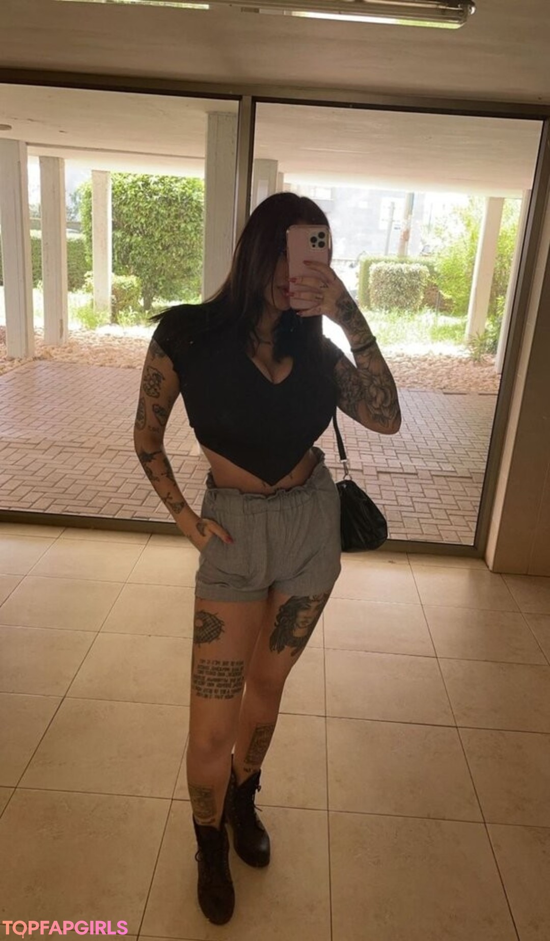 Foto desnuda filtrada de OnlyFans de May Bakshi #392 Foto desnuda filtrada de OnlyFans de May Bakshi #392