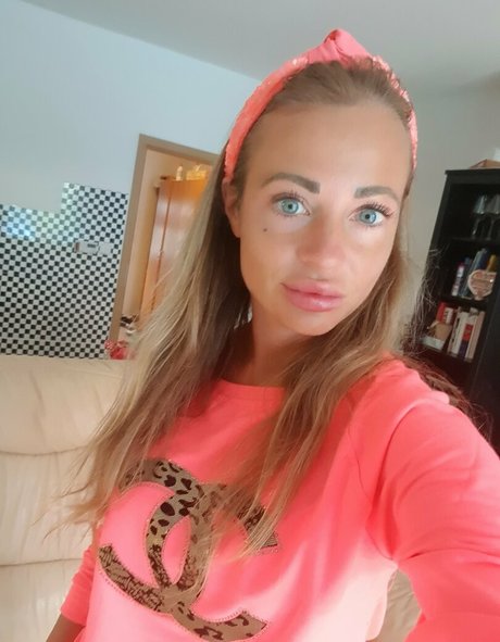 Yourmonicaa