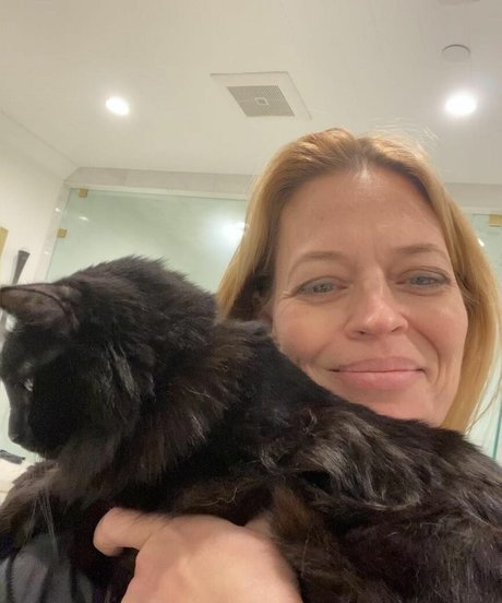 Jeri Ryan