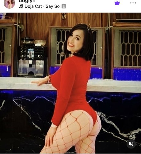 Foto desnuda filtrada de OnlyFans de Elyndee Therealelyndee