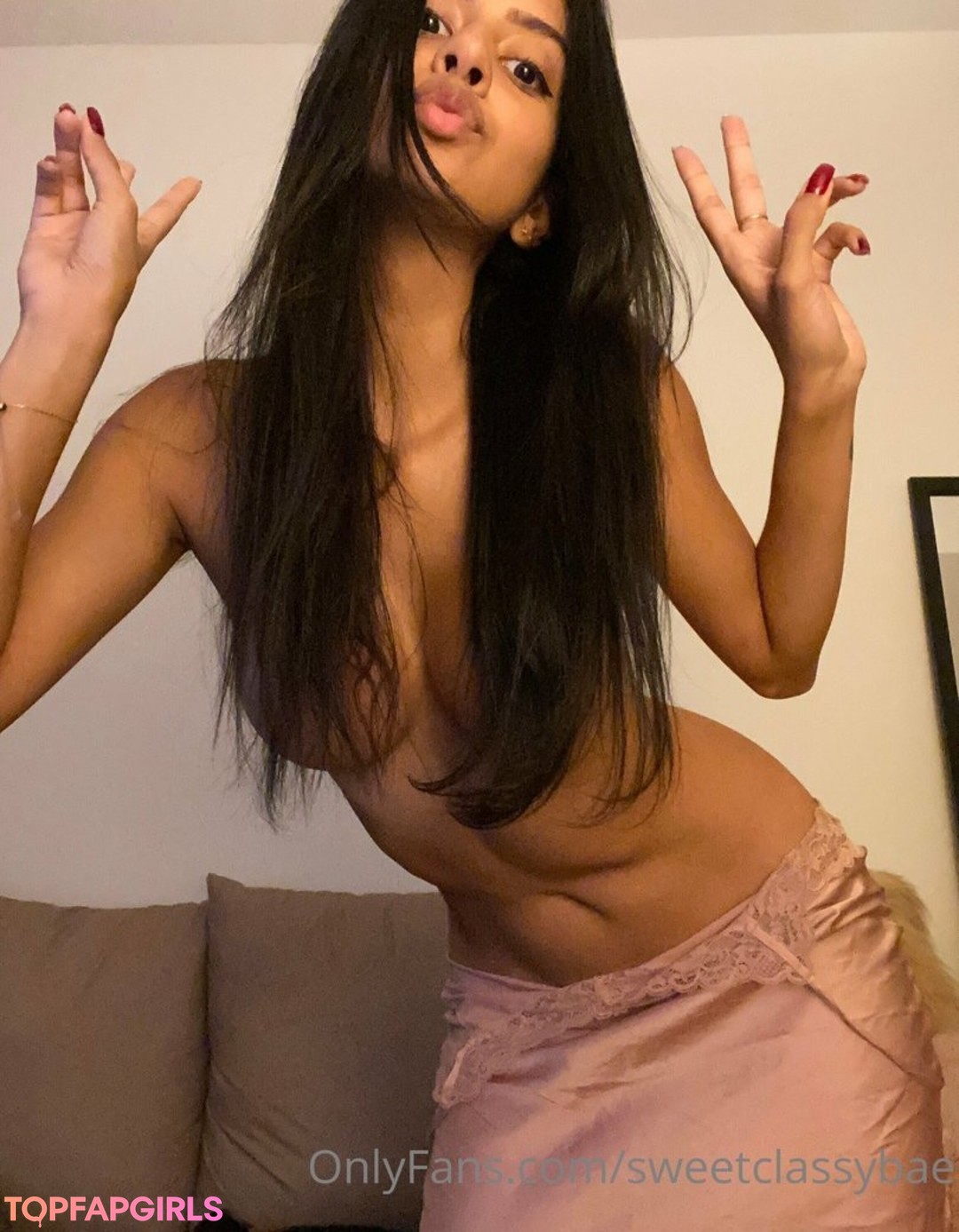 Foto desnuda filtrada de OnlyFans de Sweetclassybae #52 Foto desnuda filtrada de OnlyFans de Sweetclassybae #52