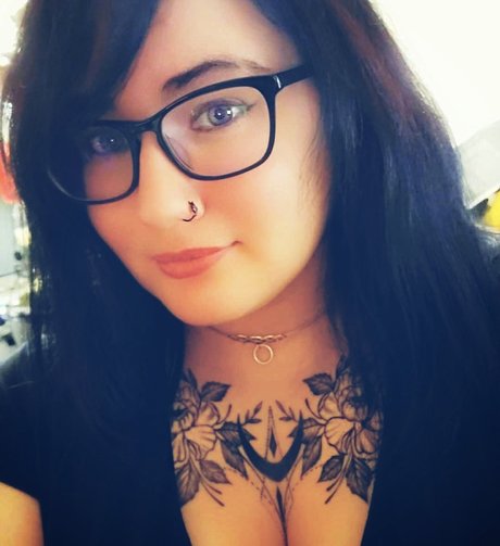 Foto desnuda filtrada de OnlyFans de Darkrosebabe Vip