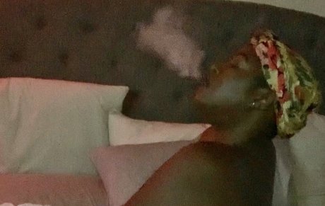 Foto desnuda filtrada de OnlyFans de Princess Kush