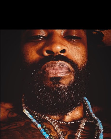Foto desnuda filtrada de OnlyFans de Denzel Ampamp Prissy Mowett