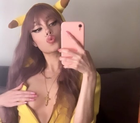 Foto desnuda filtrada de OnlyFans de Dollbabyxxx