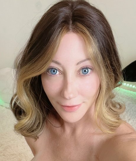Realmom Next Door