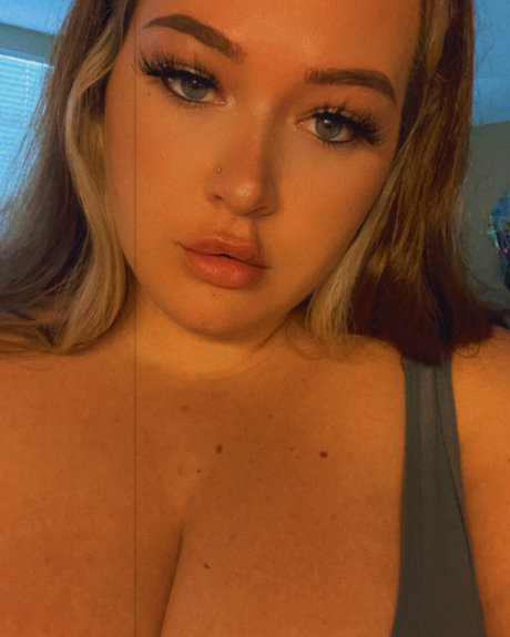 Foto desnuda filtrada de OnlyFans de Cait 
